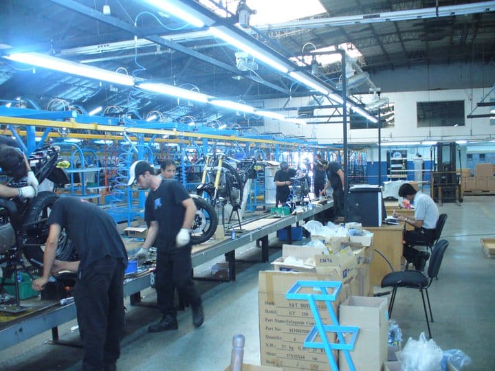 motomel_produccion_motor_1.jpg