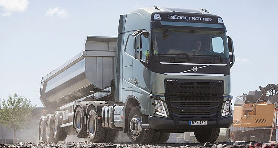 volvo_fh_6x4_1.jpg