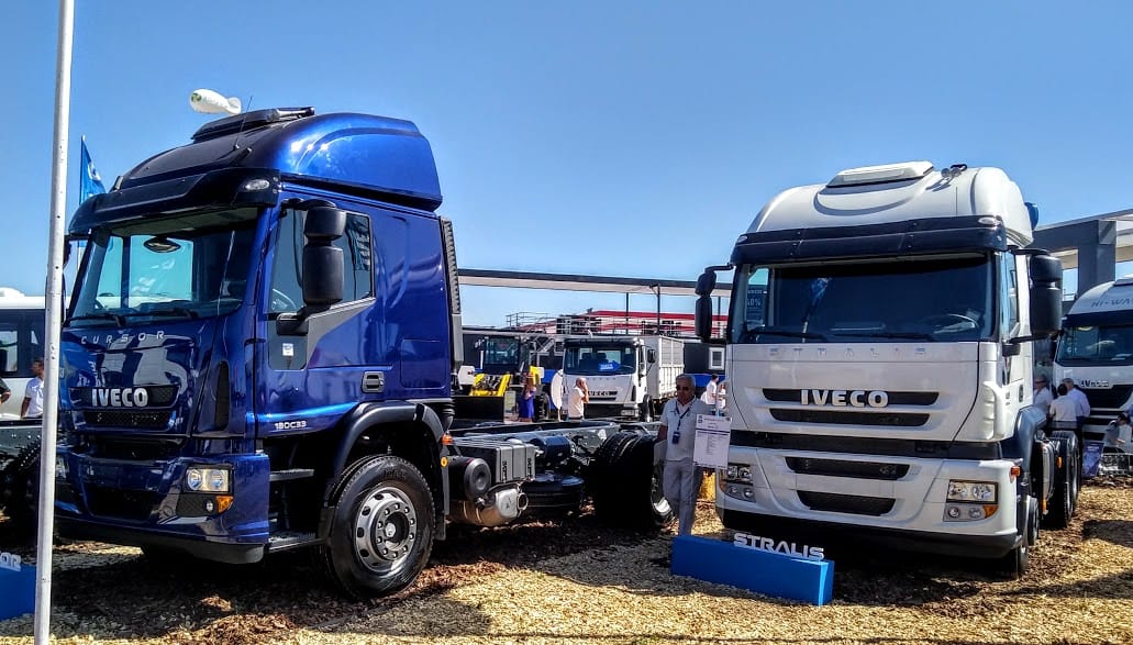 iveco_cursor_stralis.jpg