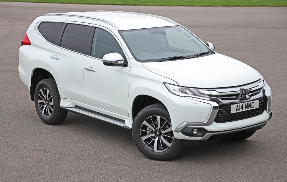 mitsubishi_shogun_sport_commercial_1.jpg