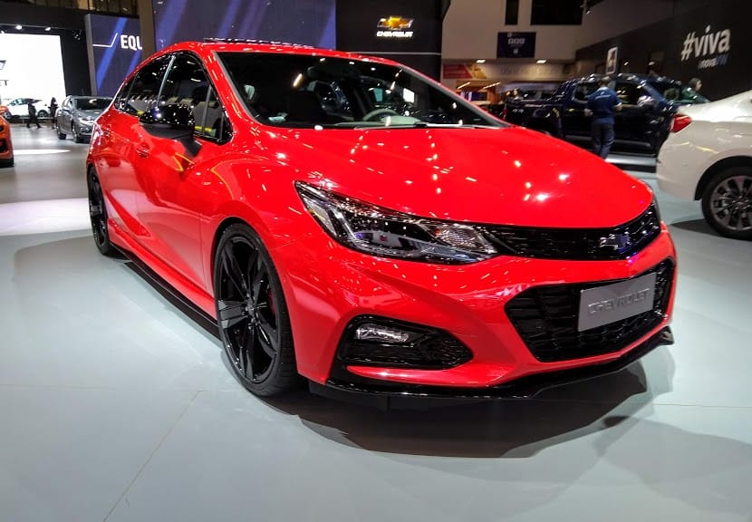 cruze_300_3.jpg